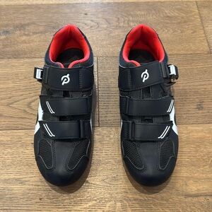 Peloton Cycling Shoes - 40